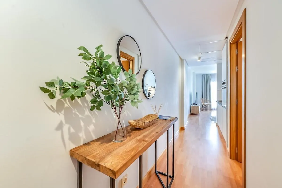 Modern & Cozy Stay Near Malaga Old Town Lägenhet